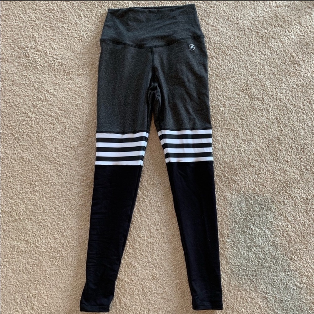 Bombshell Knee Sock style leggings